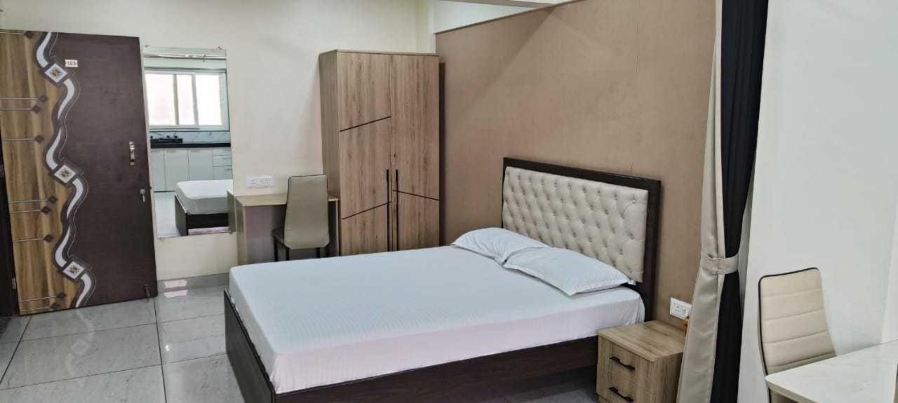 Hotel O A R Residency Koparpāda